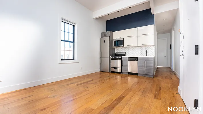 Rented by Nooklyn NYC LLC | media 10