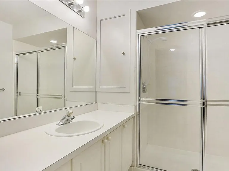 24267 Weathervane Ct — Photo 16