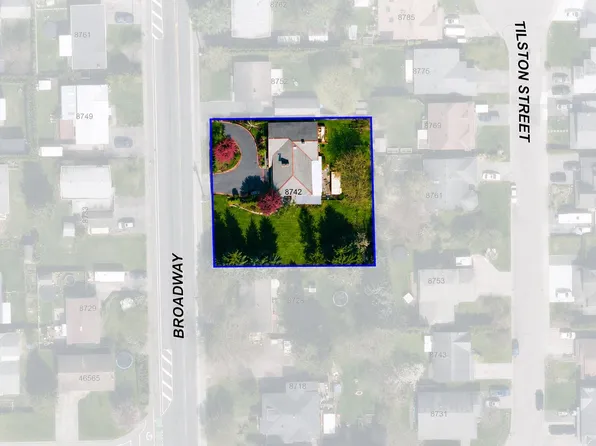 8742 Broadway St, Chilliwack, BC V2P 5V6