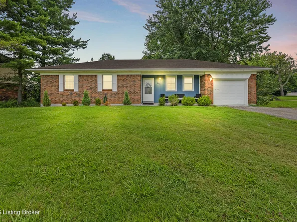 2911 Liberty St, Radcliff, KY 40160