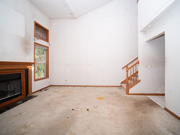 4th image of 1509 Golden Oak Dr