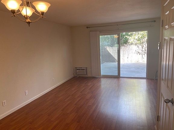 4th image of 7319 Starward Dr APT 33
