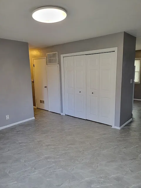 3 bed, $1,350 — Photo 3
