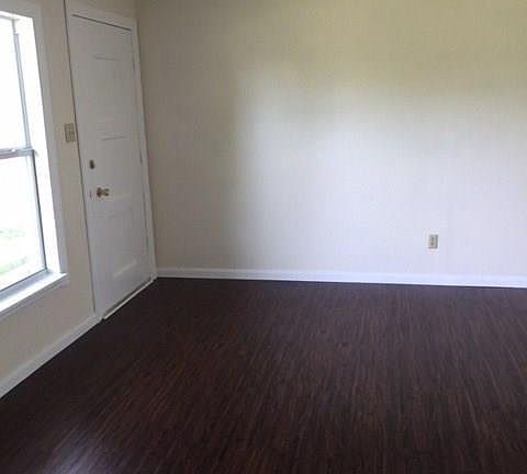3rd image of 2432 Avenue I