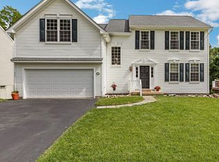 819 Windridge Ln, Downingtown, PA 19335