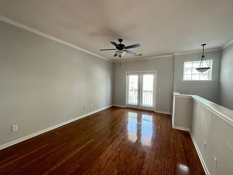 1548 Liberty Pkwy NW — Photo 5