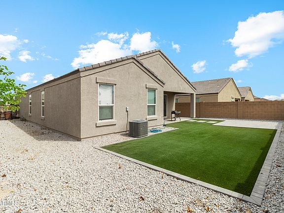 3rd image of 8499 W SONOMA Way