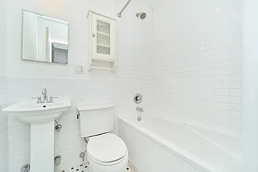 Rented by Living New York