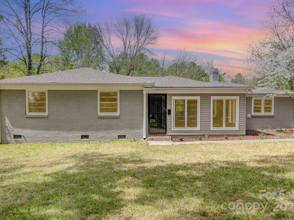 5323 Hilltop Cir, Charlotte, NC 28269