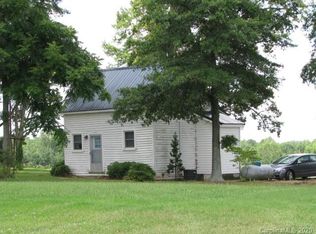 693 Mazeppa Rd, Mooresville, NC 28115