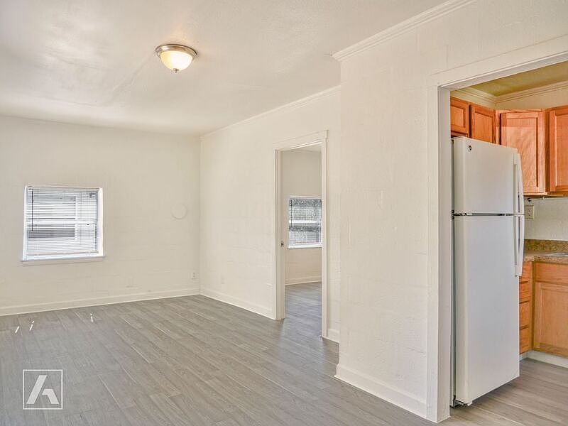 1st image of 1423 Miller Ave APT 2