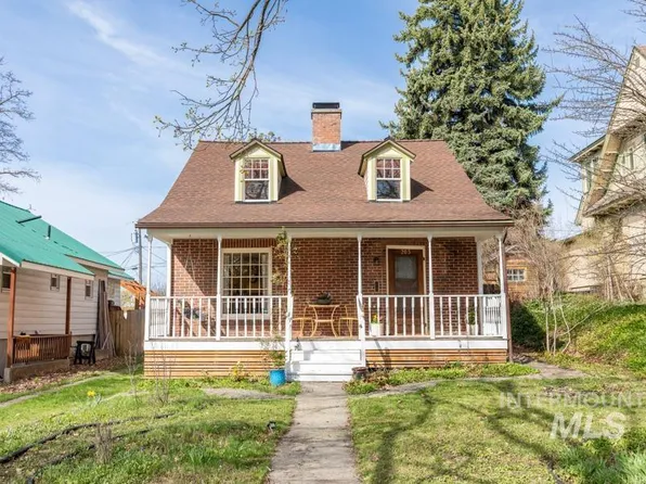 203 S Polk St, Moscow, ID 83843