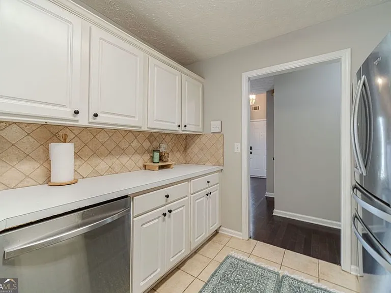 6130 Devonshire Dr — Photo 13