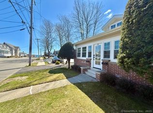 21 Dixon St #B, Milford, CT 06460
