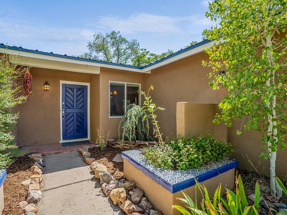 1st image of 2400 Camino Capitan