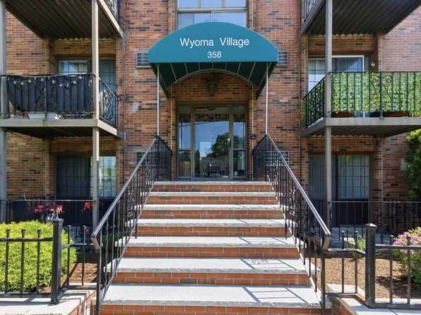 358 Broadway APT 18, Lynn, MA 01904