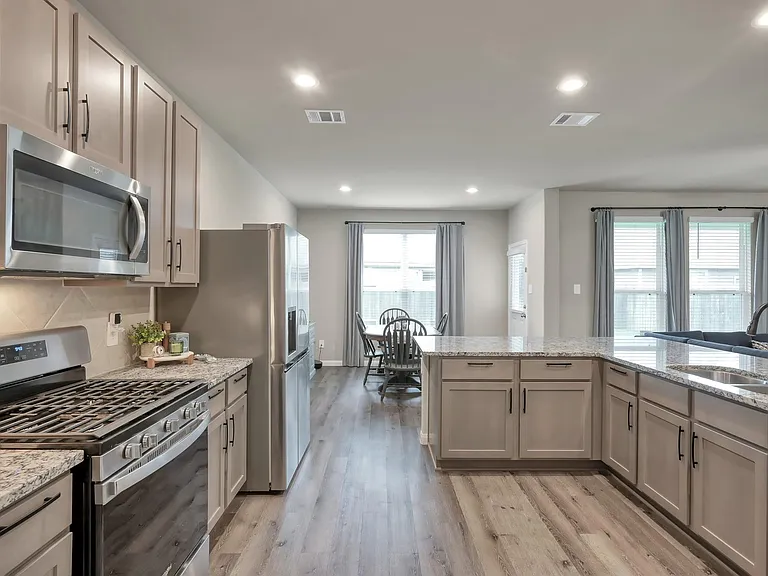 2717 Williams Grove Ct — Photo 12
