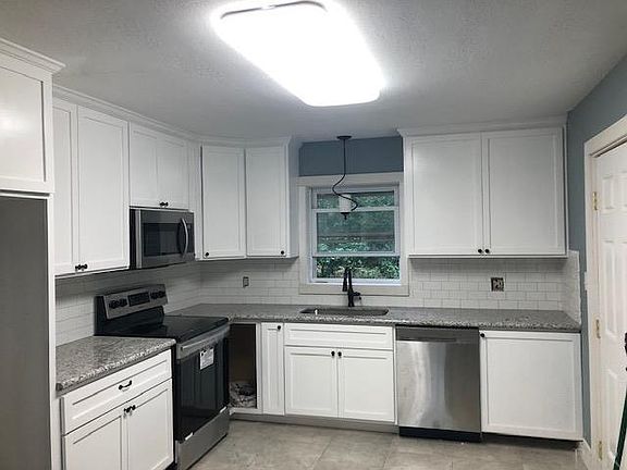 4th image of 508 N 71st Ave
