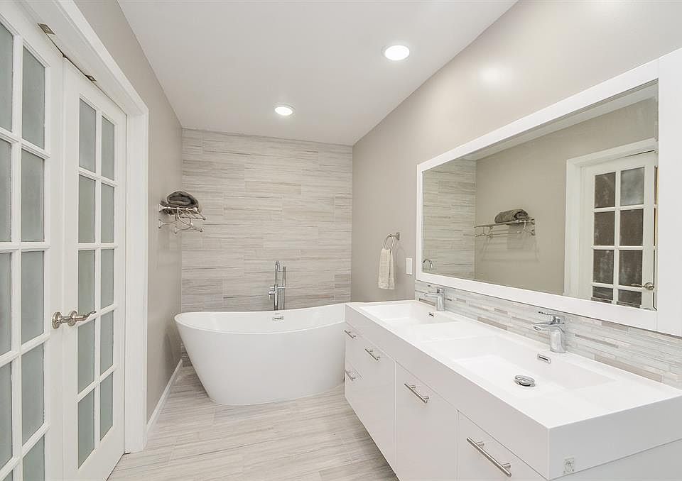 1st image of 2927 S Blue Meadow Cir