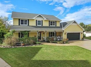 310 Margaret Ct, Burlington, WI 53105