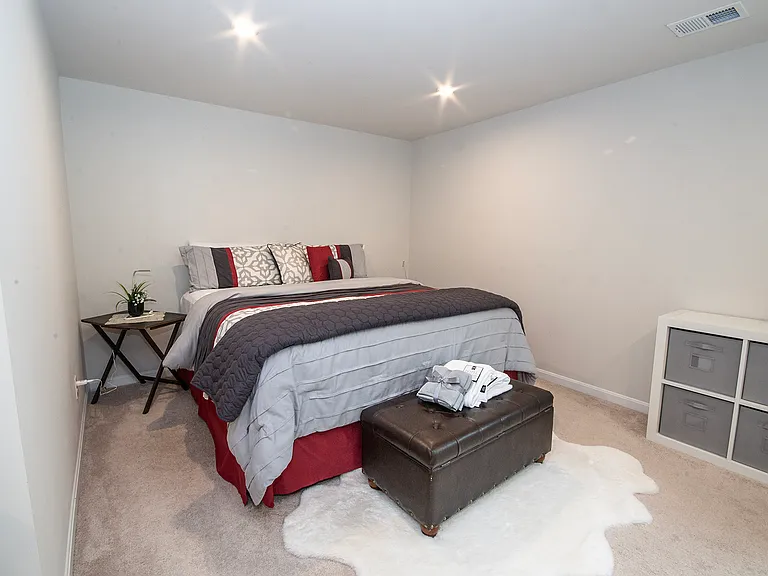 225 Brafferton Blvd #BASEMENT — Photo 1