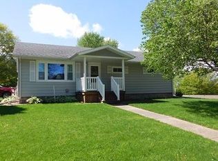 1203 Main St, Manning, IA 51455