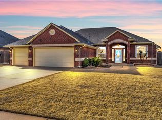 617 N Buckhorn Way, Mustang, OK 73064