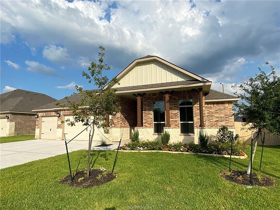 1st image of 2705 Lakewell Ln