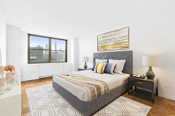 Sold by Compass | media 5