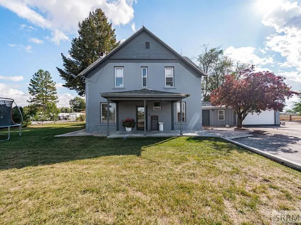 626 Riverton Rd, Blackfoot, ID 83221