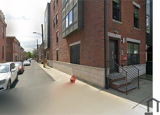 2nd image of 2536 W Girard Ave #B