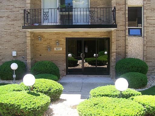 1st image of 10117 S Cicero Ave APT 306