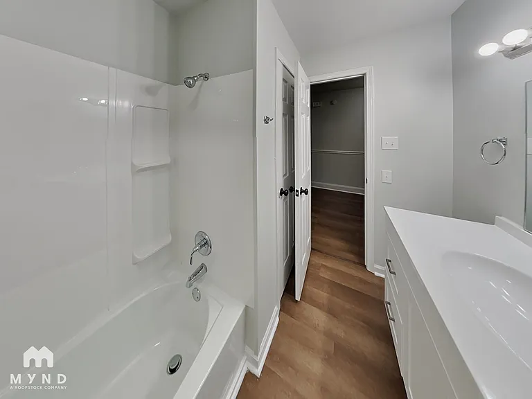 340 12th St SW — Photo 15
