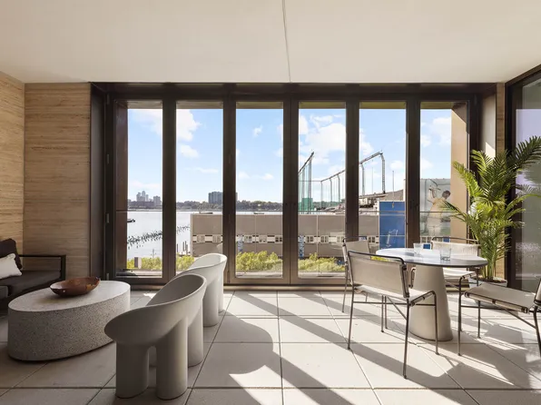 500 West 18th Street image 2 of 14