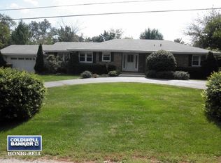 1815 Marguerite St, Crystal Lake, IL 60014