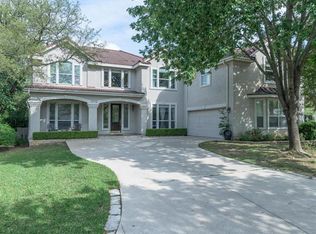 400 Luna Vista Dr, The Hills, TX 78738