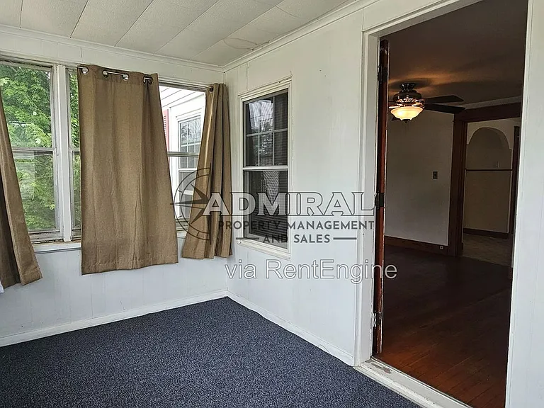 52 Washington St #A — Photo 25