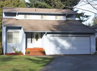 1972 NE Ridgewood Ct, Poulsbo, WA 98370