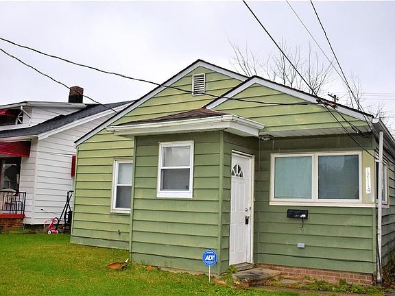 2nd image of 12114 Emery Ave