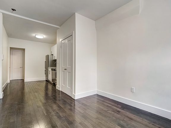 3rd image of 31 E 1st St APT 1D