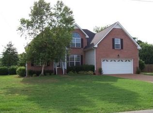 308 Sycamore Dr, White House, TN 37188
