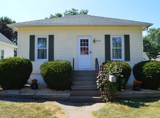 2714 Carey Ave, Davenport, IA