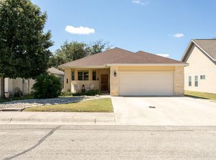 1918 Weston Loop N, Kerrville, TX 78028