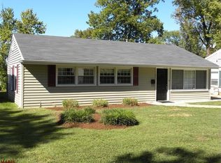 1323 Woodgate Dr, Saint Louis, MO