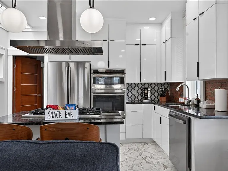 86 Remsen St #3 — Photo 5