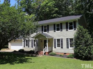124 Amesbury Ln, Cary, NC 27511