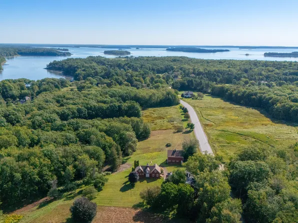 210 Gilman Road, Yarmouth, ME 04096