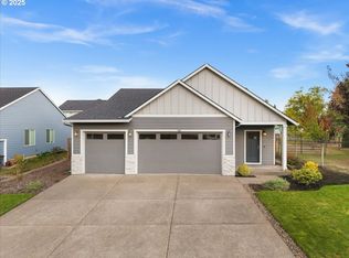 730 E Camellia St, Yamhill, OR 97148
