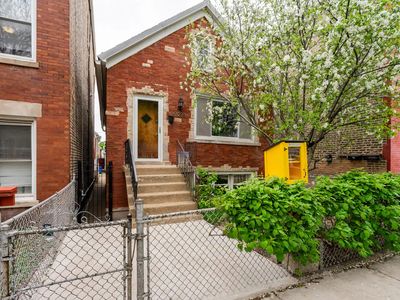 3238 S Aberdeen St, Chicago, IL, 60608