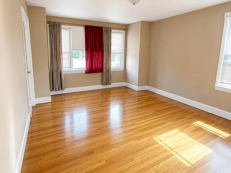 406 Admiral St #1 — Photo 3